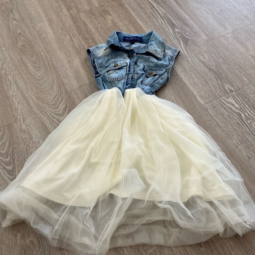 Weavers girl kids size 7 cream and denim dress